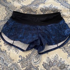 Galaxy lulu shorts